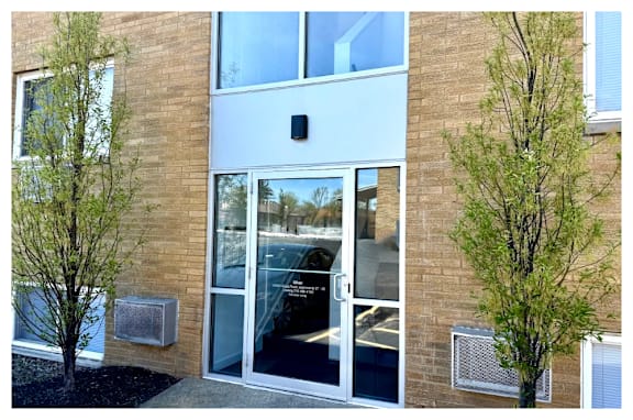 Red Door Living | Lakewood, Ohio